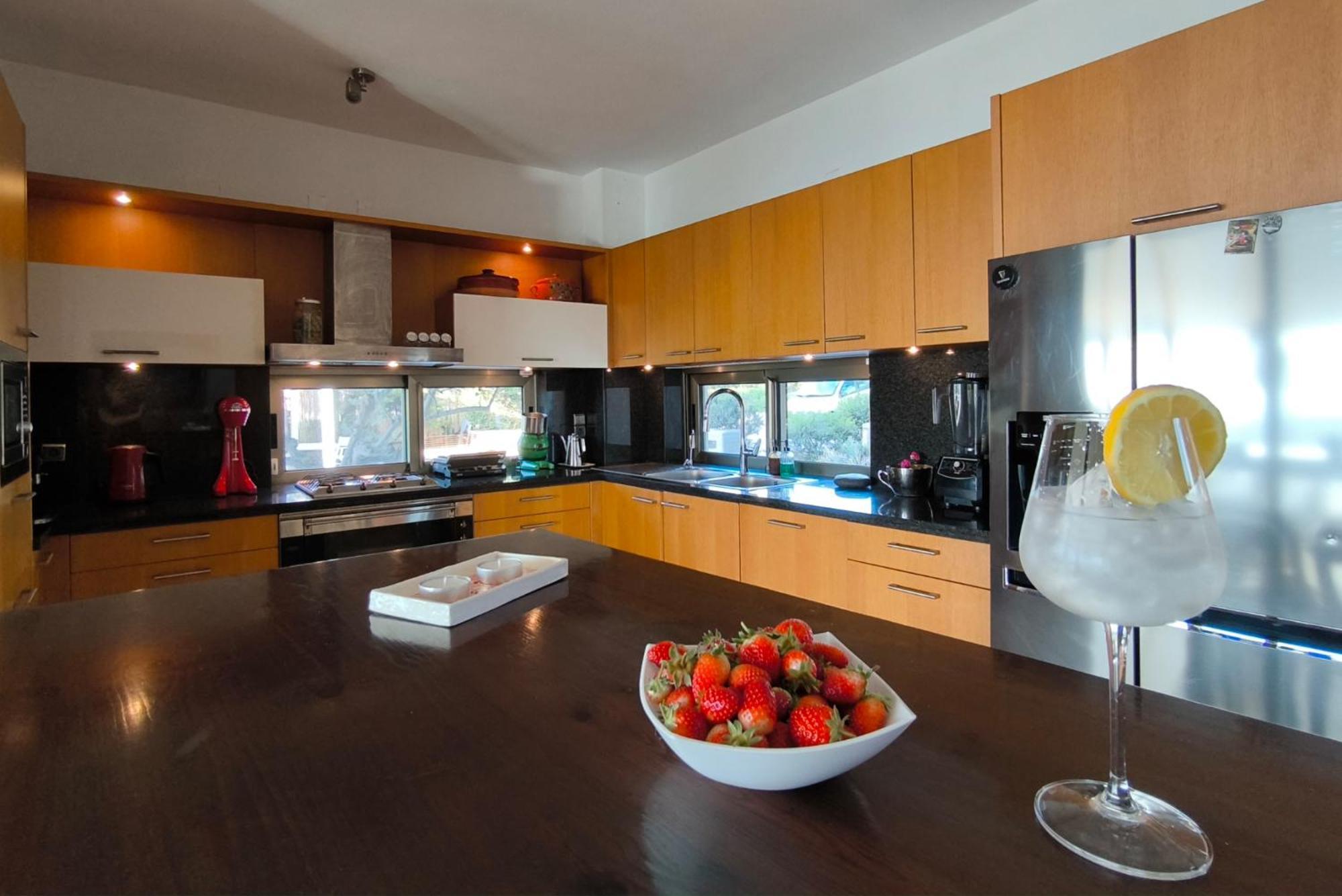 Mirtylla Luxury Retreat W Pool, Bbq And Gym Villa *