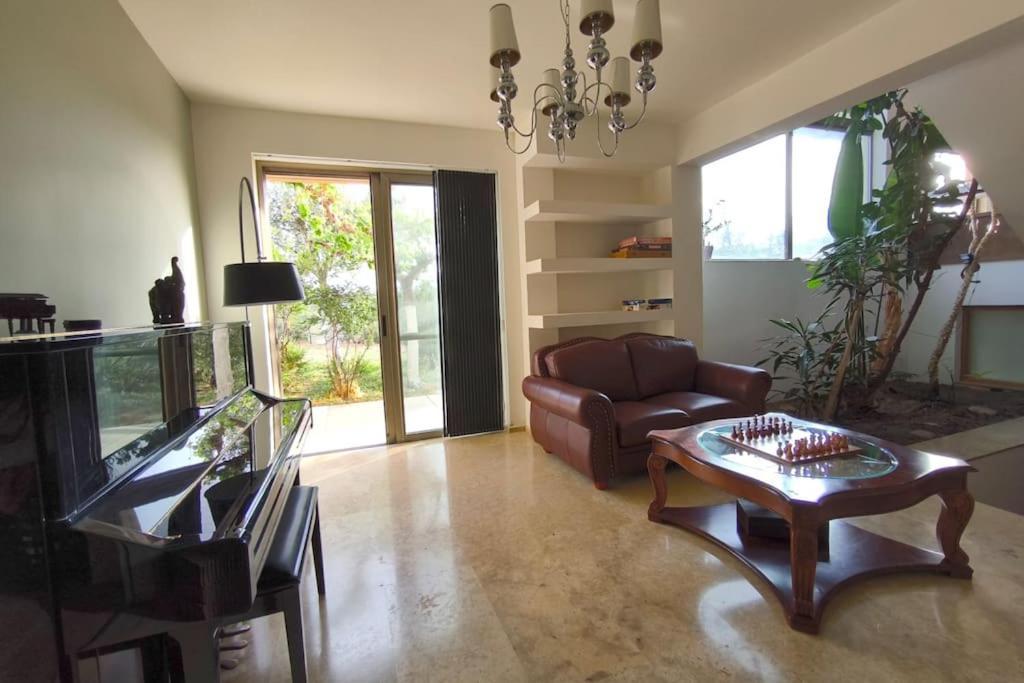 Mirtylla Luxury Retreat W Pool, Bbq And Gym Héraklion