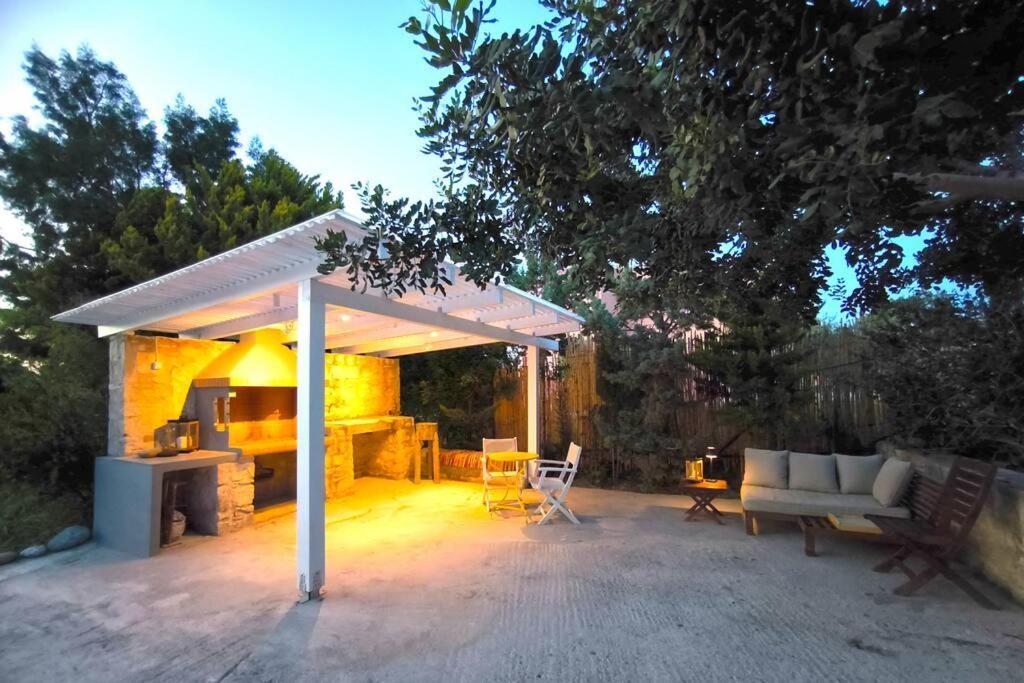Mirtylla Luxury Retreat W Pool, Bbq And Gym Villa